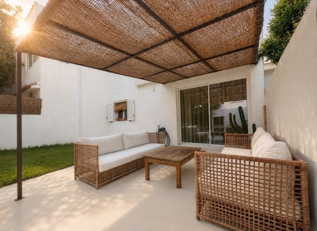 3 soverom Villa til salgs i Las Marinas / Les Marines, Dénia med svømmebasseng - € 749 000 (Ref: 9971784)