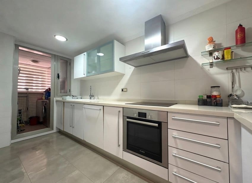 2 bedroom Beach Apartment for sale in Denia with pool garage - € 575,000 (Ref: 9976023)