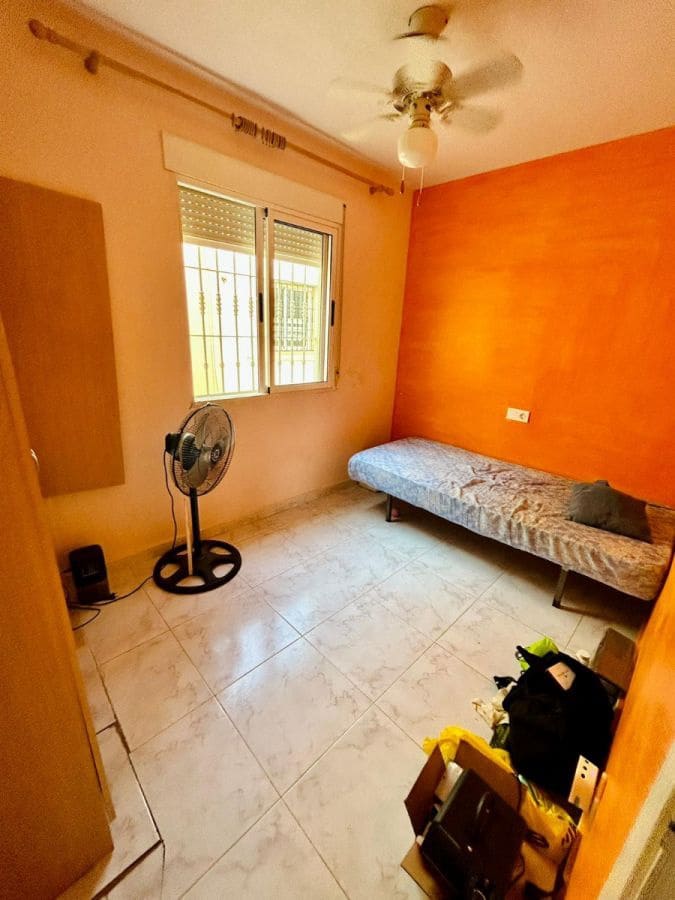 2 soveværelse Lejlighed til salg i El Chaparral - € 110.000 (Ref: 10005634)