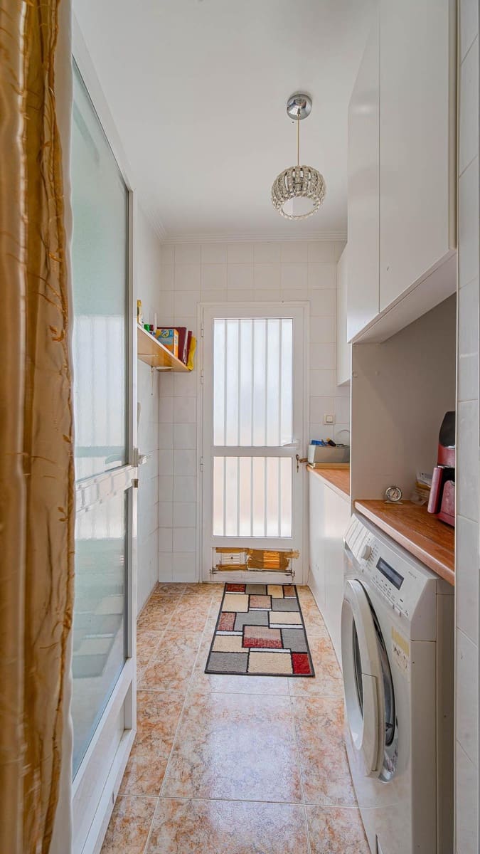 Bungalow de 3 habitaciones en Orihuela Costa en venta con piscina - 265.000 € (Ref: 10011469)