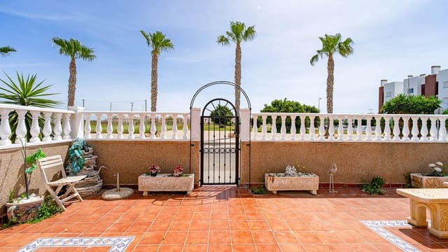 Bungalow de 3 habitaciones en Orihuela Costa, Orihuela en venta con piscina - 265.000 € (Ref: 10011469)