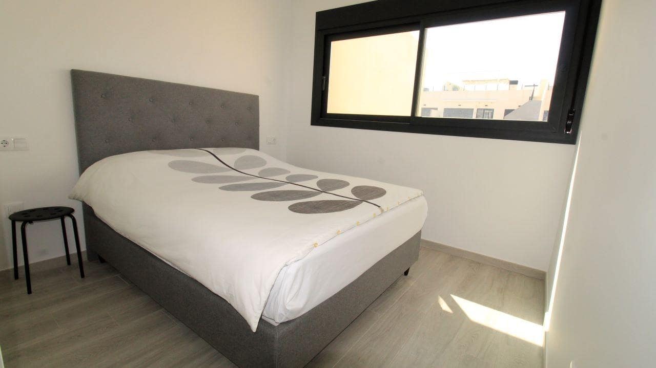 2 bedroom Penthouse for sale in Los Dolses with pool - € 329,000 (Ref: 10020941)