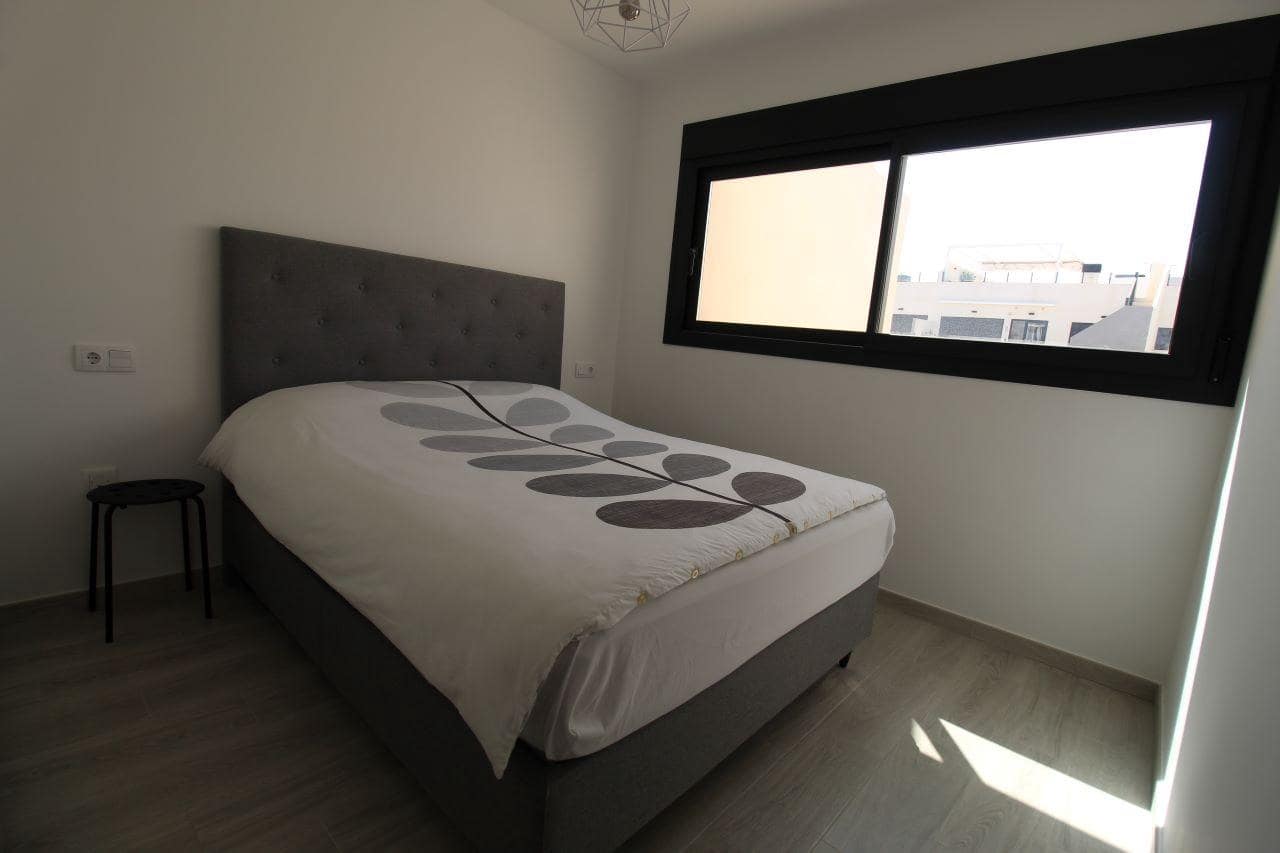 2 bedroom Penthouse for sale in Los Dolses with pool - € 329,000 (Ref: 10020941)