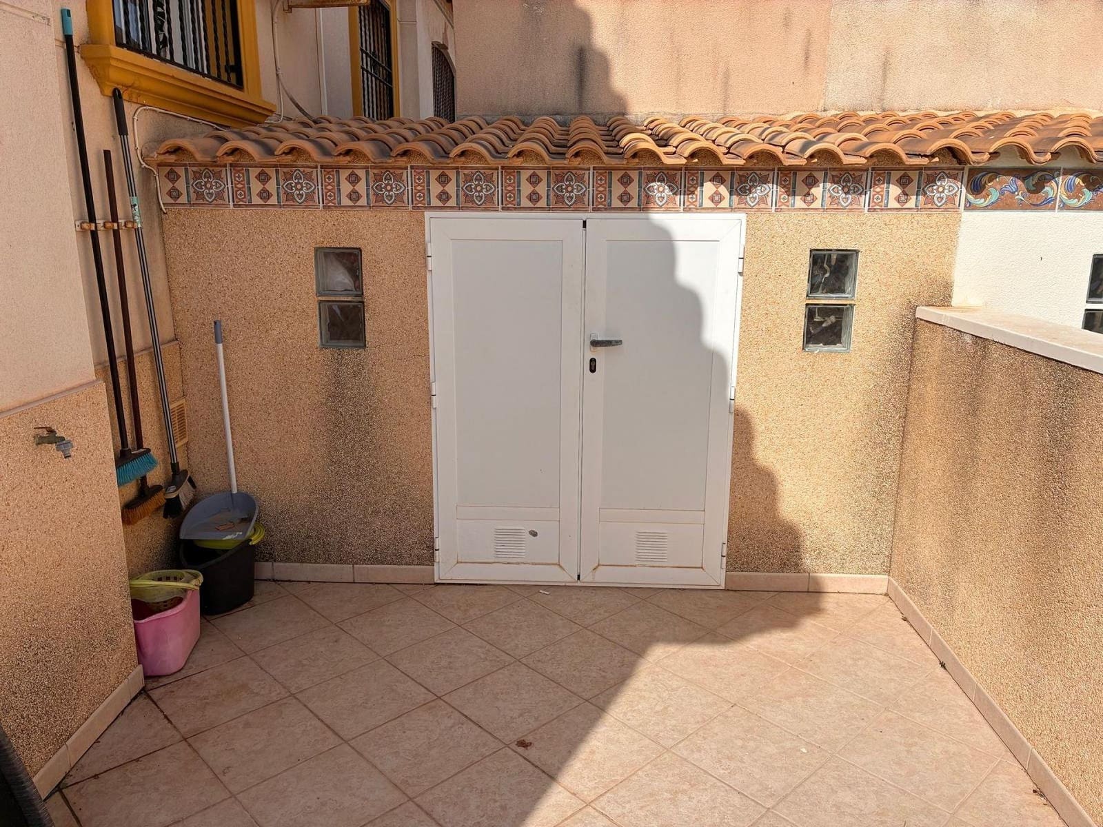 2 soveværelse Semi-Rækkehus til salg i Orihuela Costa med swimmingpool - € 269.000 (Ref: 10022489)