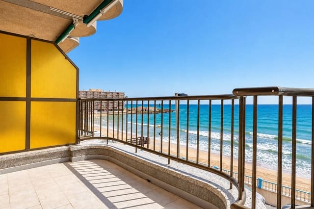 3 makuuhuone Huoneisto myytävänä paikassa Los Frutales, Torrevieja mukana 
autotalli - 350 000 € (Ref: 10038387)