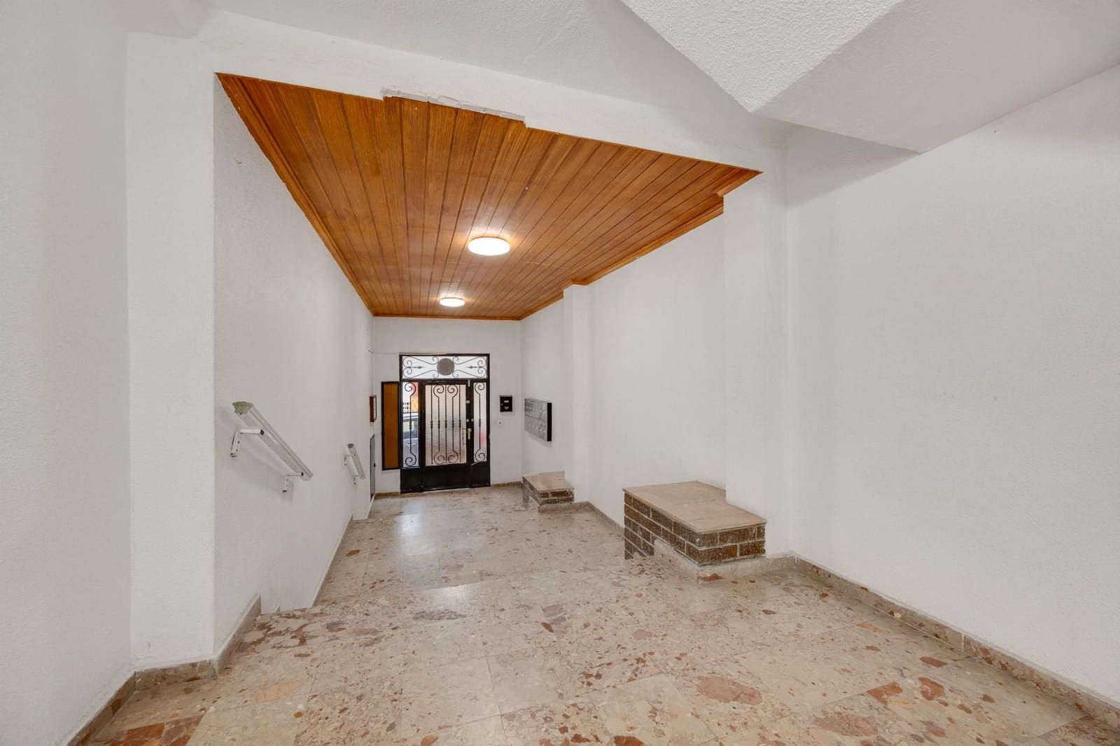3 Zimmer Apartment zu verkaufen in Torrevieja - 185.000 € (Ref: 10044820)