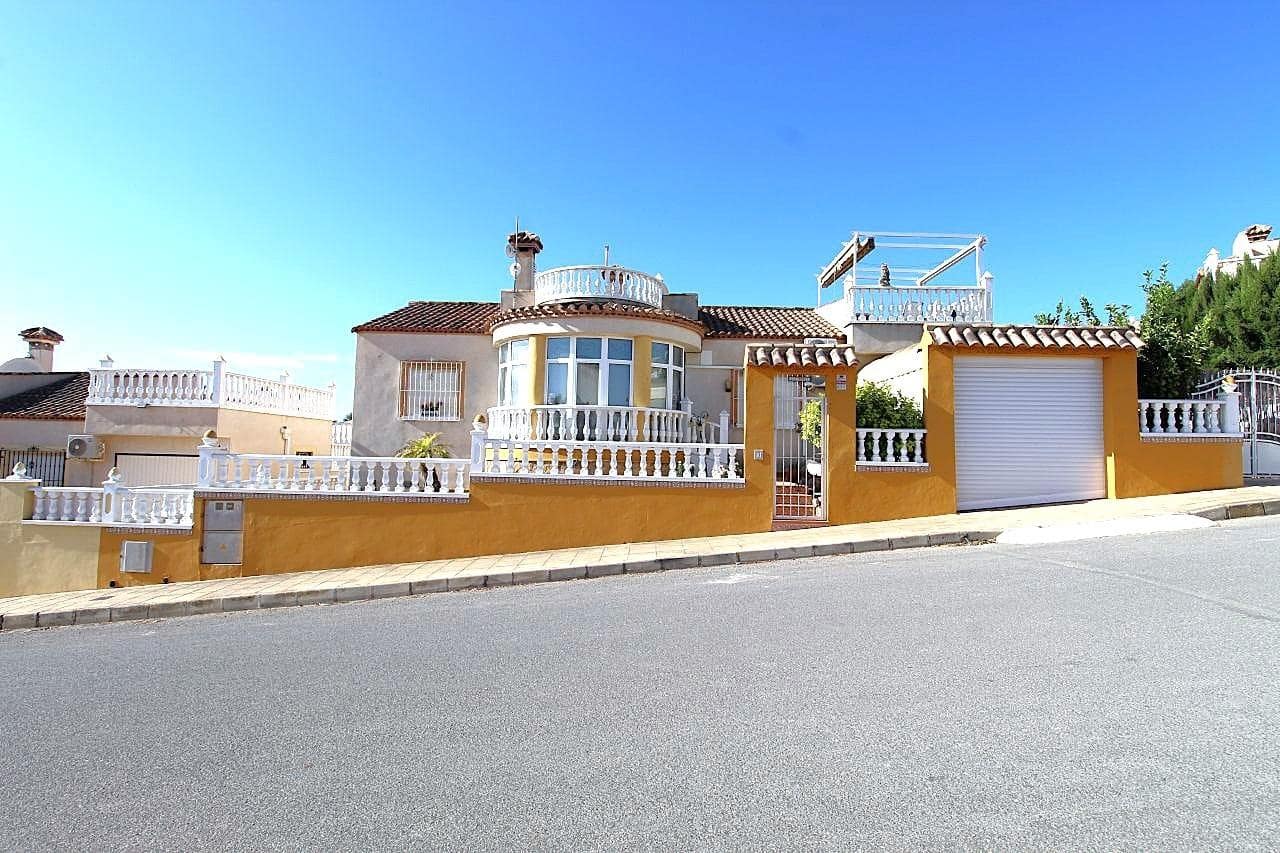3 sypialnia Willa na sprzedaż w San Miguel de Salinas z basenem garażem - 299 900 € (Ref: 10059076)