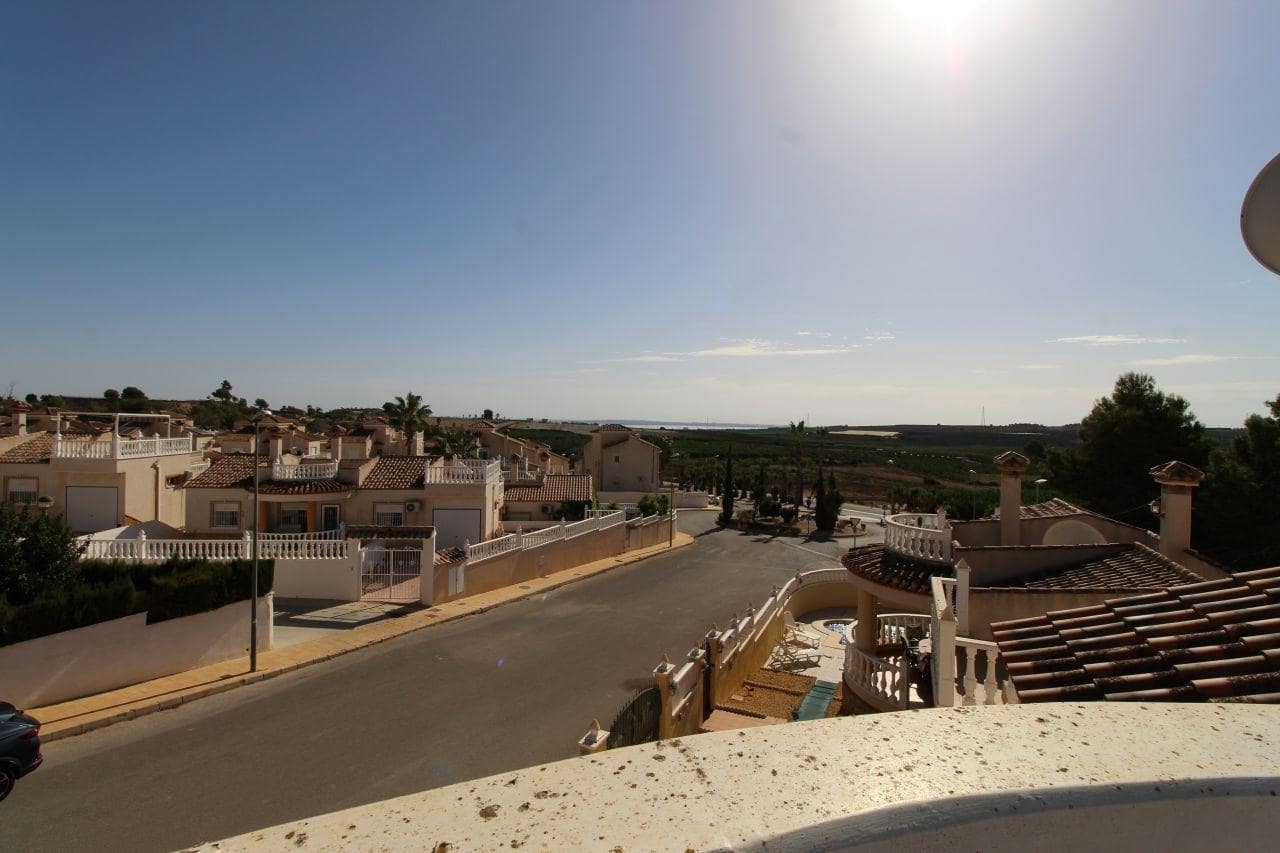 3 sypialnia Willa na sprzedaż w San Miguel de Salinas z basenem garażem - 299 900 € (Ref: 10059076)