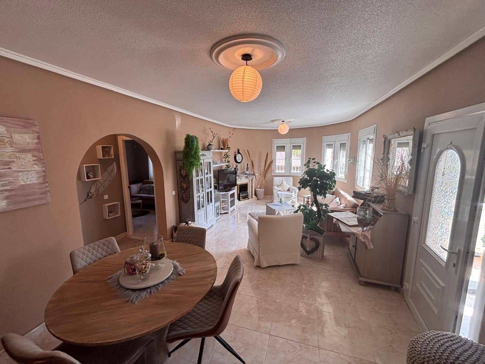 3 soveværelse Villa til salg i Dona Pepa med swimmingpool - € 399.950 (Ref: 10067940)