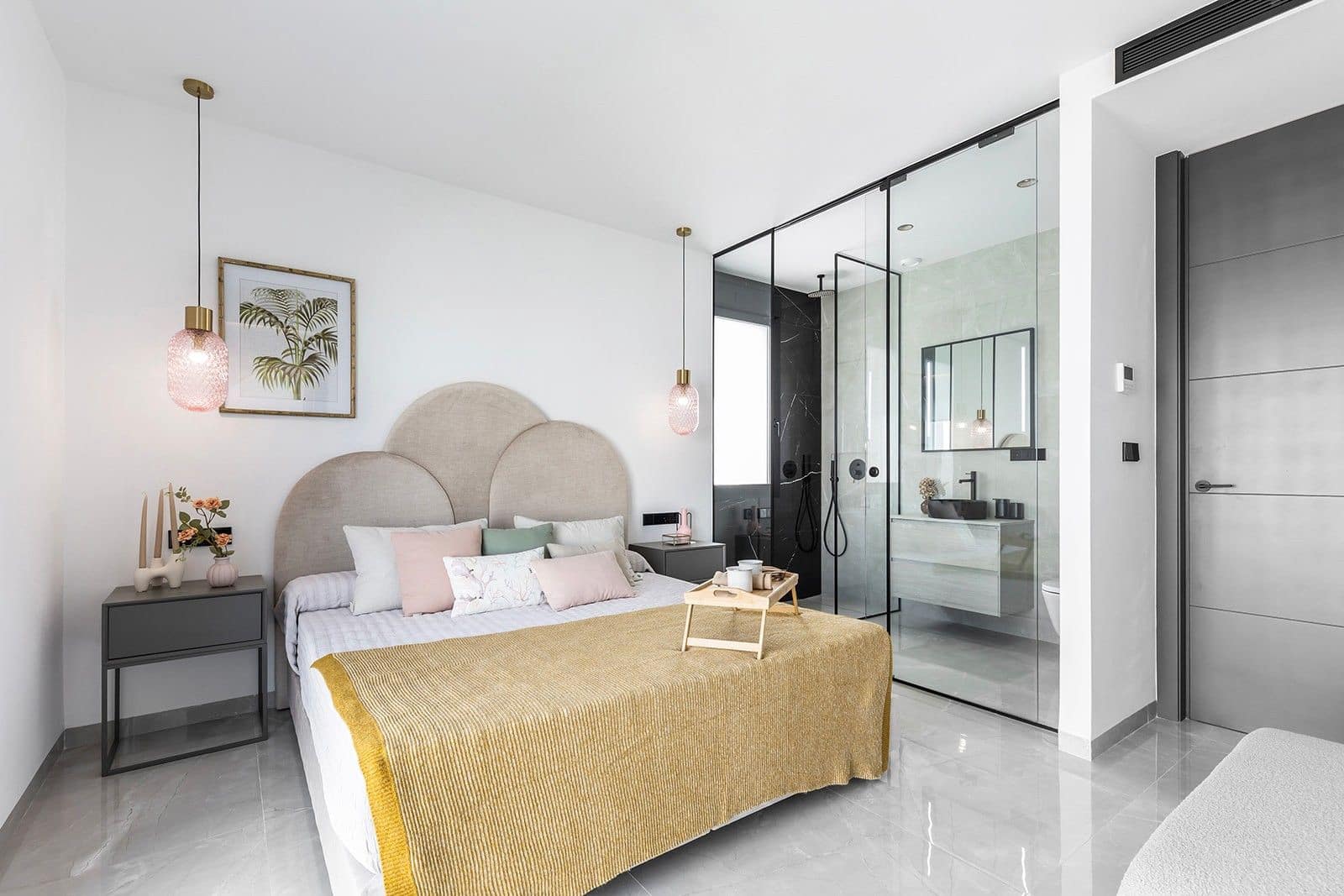 3 makuuhuone Huvila myytävänä paikassa Torrevieja mukana uima-altaan - 700 000 € (Ref: 10078376)