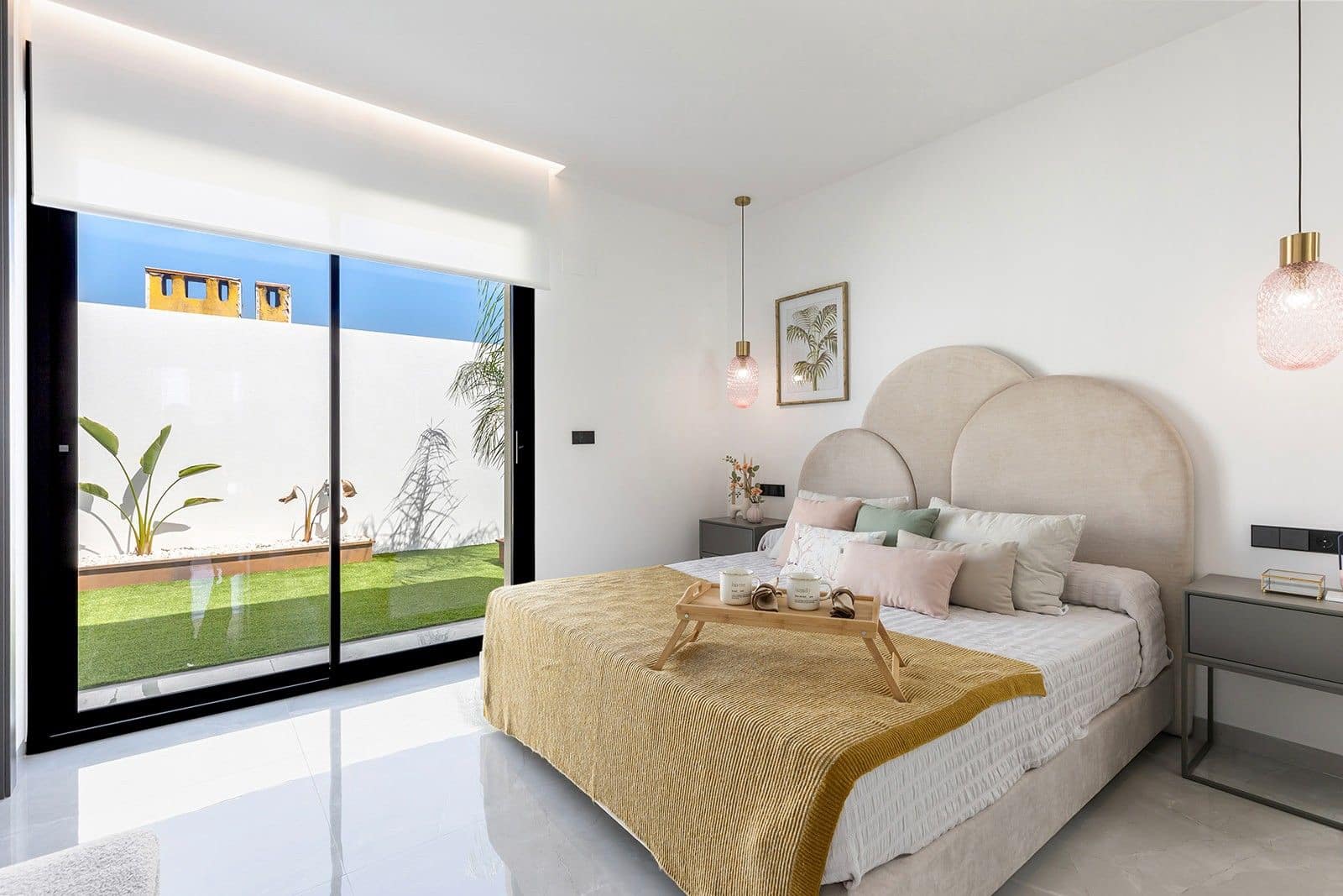 3 makuuhuone Huvila myytävänä paikassa Torrevieja mukana uima-altaan - 700 000 € (Ref: 10078376)