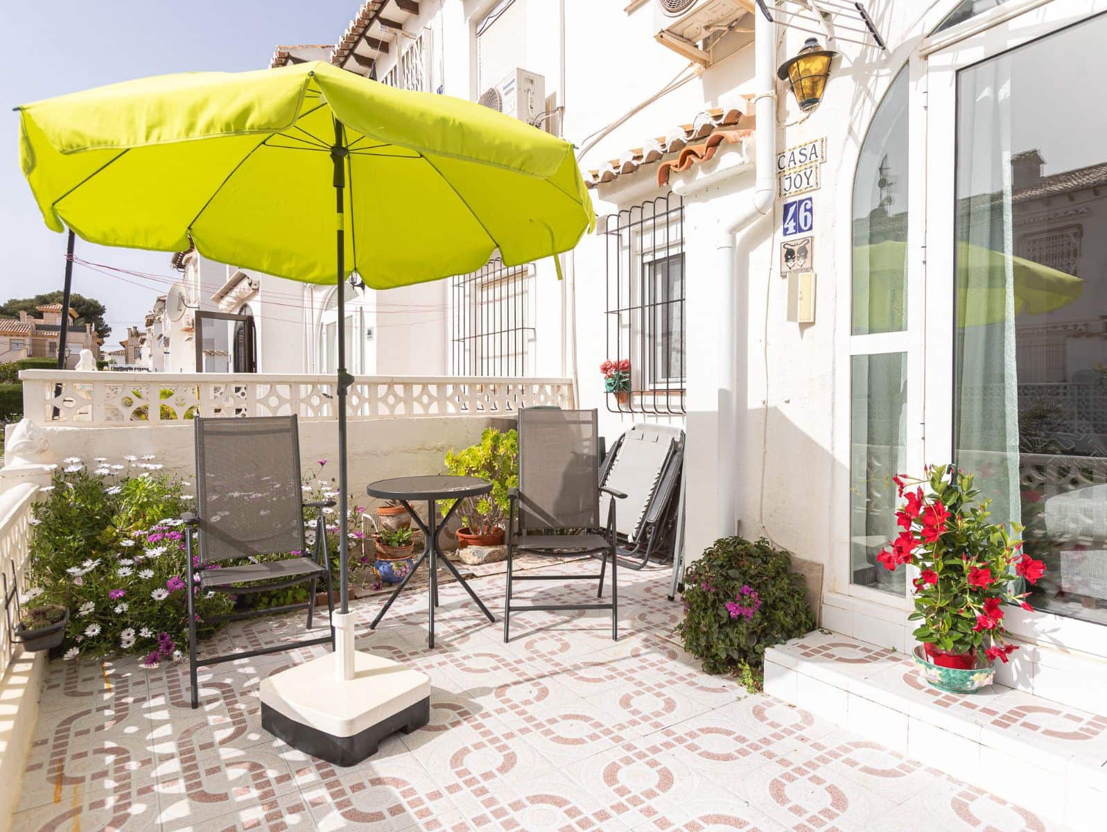 1 sypialnia Bungalow na sprzedaż w Torrevieja z basenem - 117 000 € (Ref: 10086143)