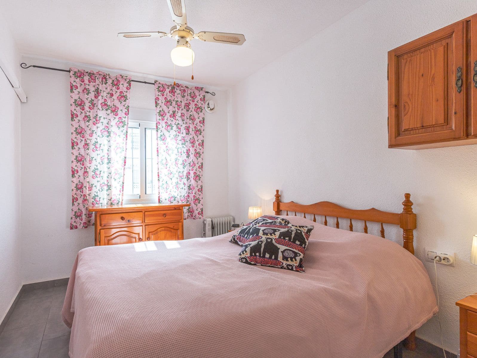 1 sypialnia Bungalow na sprzedaż w Torrevieja z basenem - 117 000 € (Ref: 10086143)