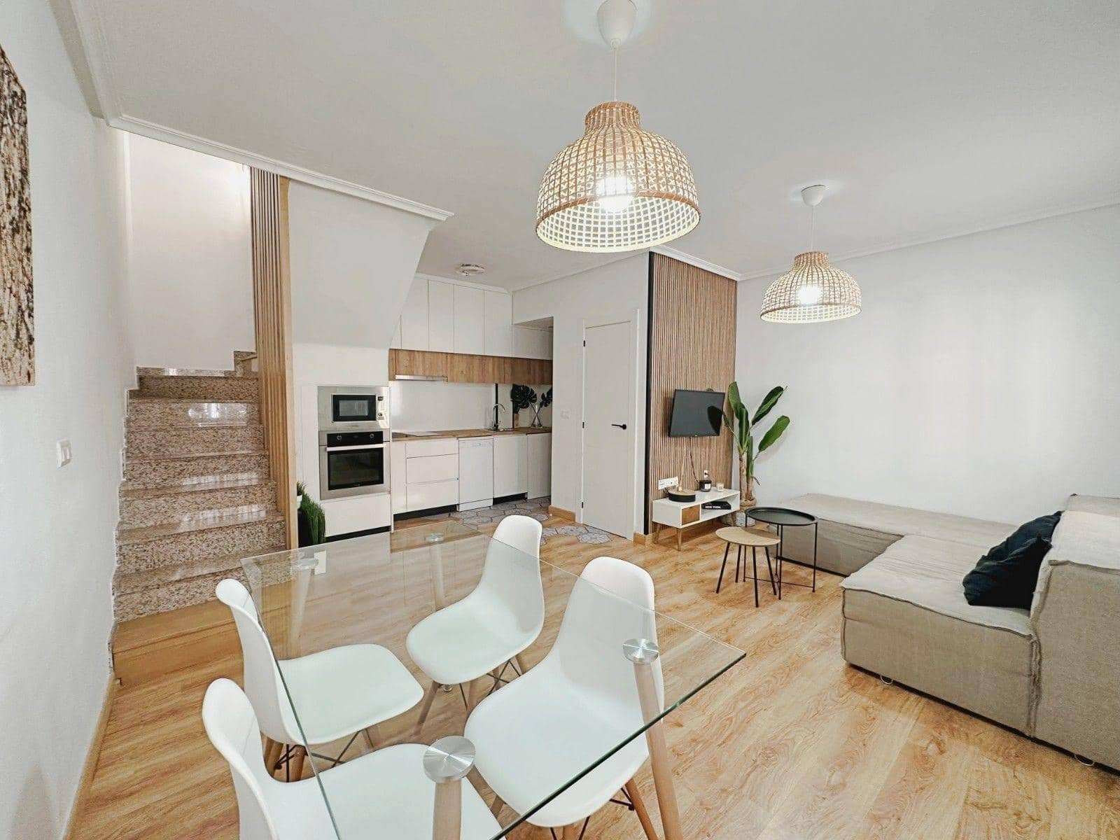 3 makuuhuone Rivitalo myytävänä paikassa La Zenia mukana uima-altaan - 263 900 € (Ref: 10133408)