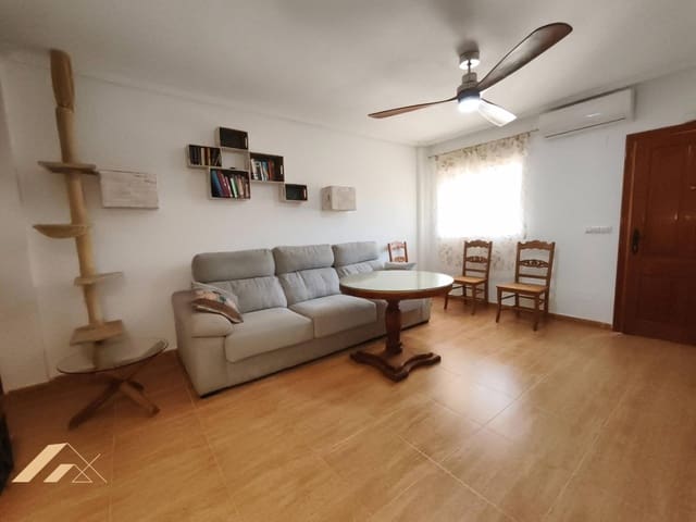 3 soveværelse Rækkehus til salg i San Pedro del Pinatar med swimmingpool - € 205.000 (Ref: 10136077)