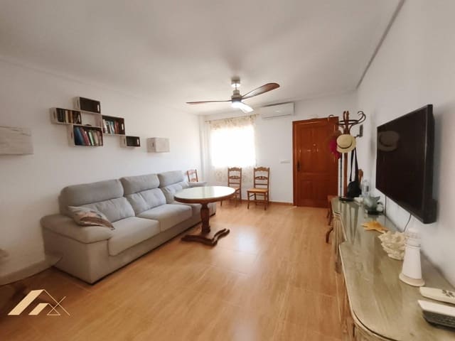 3 soveværelse Rækkehus til salg i San Pedro del Pinatar med swimmingpool - € 205.000 (Ref: 10136077)