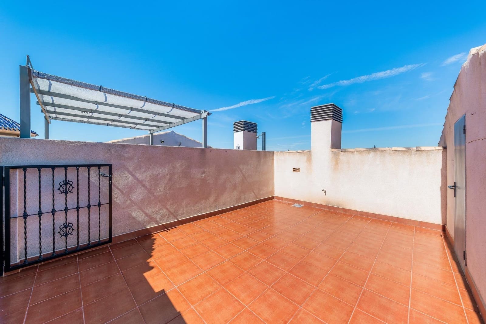 2 soverom Penthouse til salgs i Villamartin med svømmebasseng - € 134 900 (Ref: 10159690)