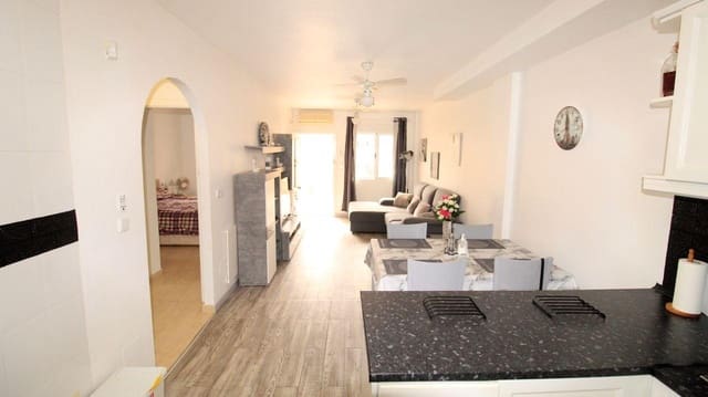 2 soveværelse Penthouse til salg i Las Filipinas med swimmingpool garage - € 159.900 (Ref: 10162276)