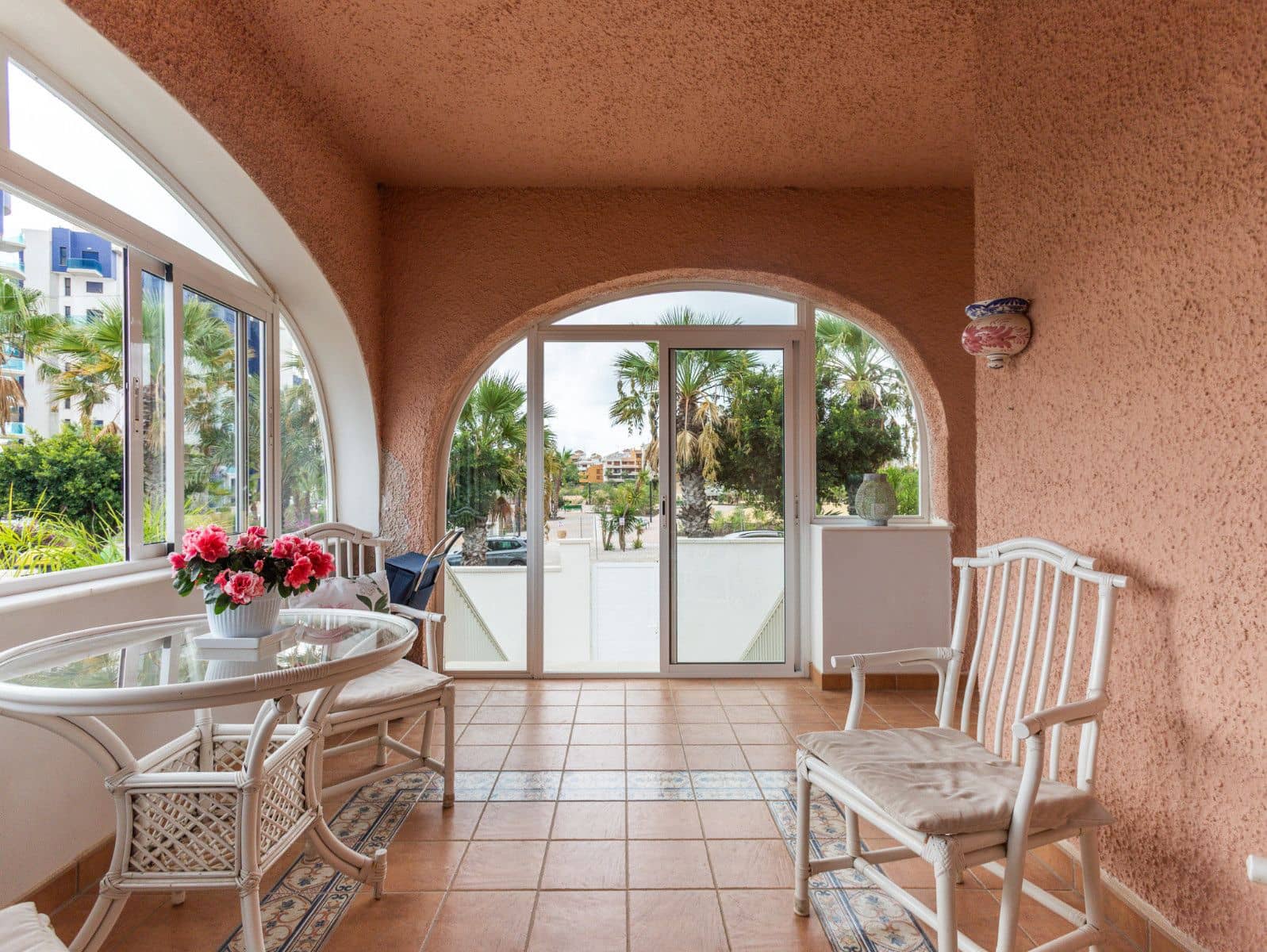3 bedroom Terraced Villa for sale in Punta Prima with pool garage - € 680,000 (Ref: 10173959)