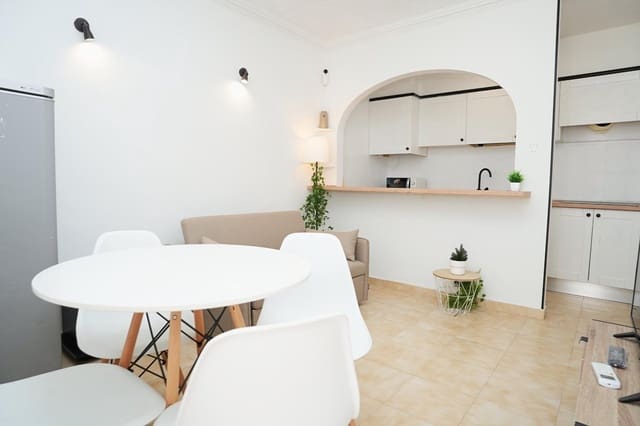 Bungalow de 1 habitación en Torrevieja en venta con piscina garaje - 119.000 € (Ref: 10177168)