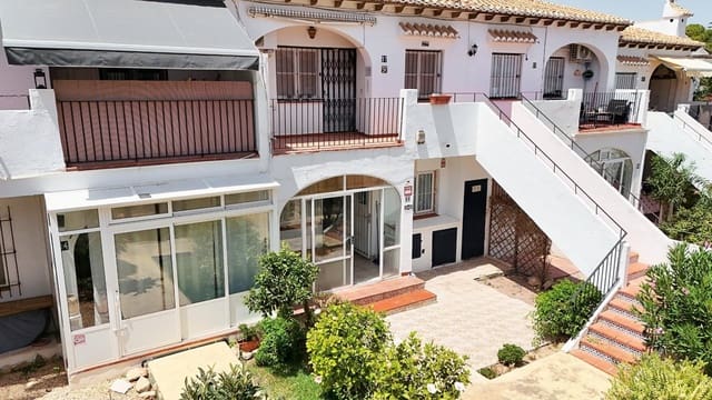 Bungalow de 1 habitación en Torrevieja en venta con piscina garaje - 119.000 € (Ref: 10177168)