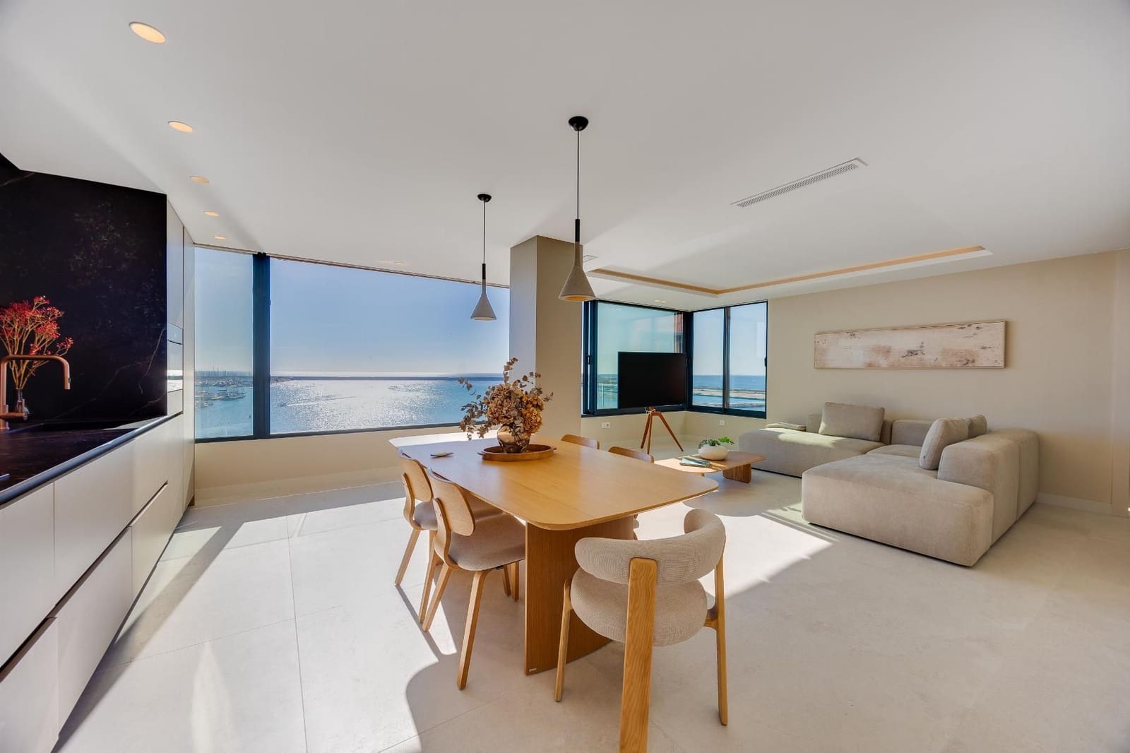 2 soveværelse Lejlighed til salg i Torrevieja med swimmingpool - € 550.000 (Ref: 10180619)