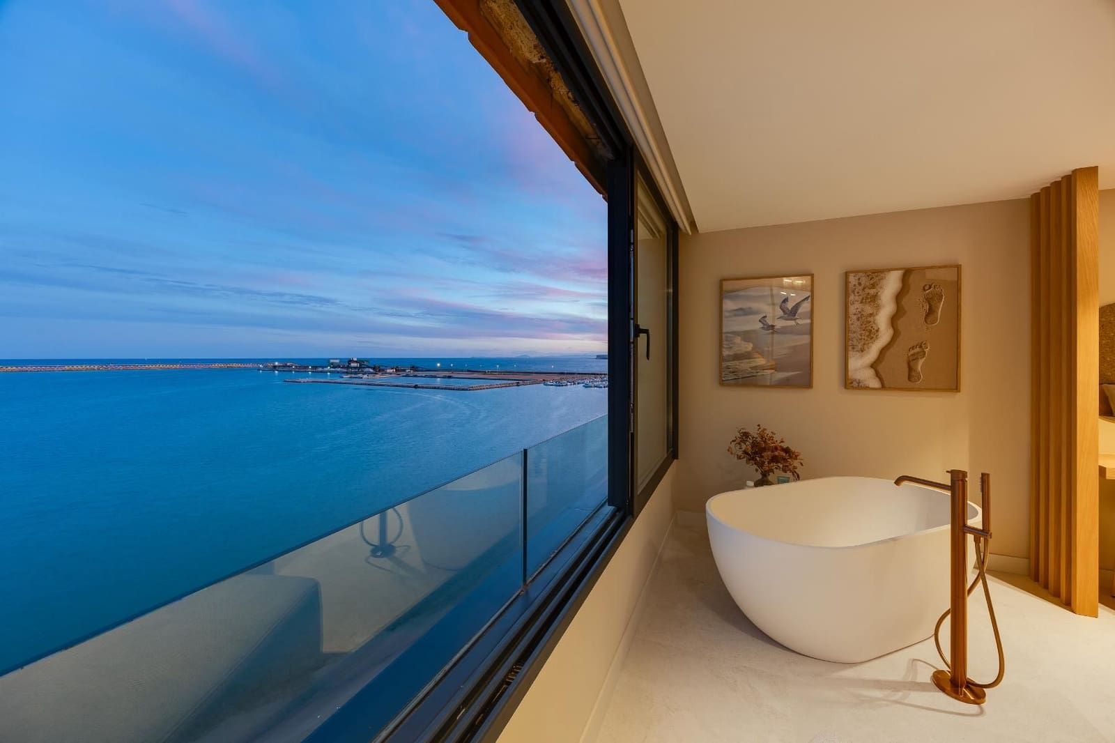 2 soveværelse Lejlighed til salg i Torrevieja med swimmingpool - € 550.000 (Ref: 10180619)