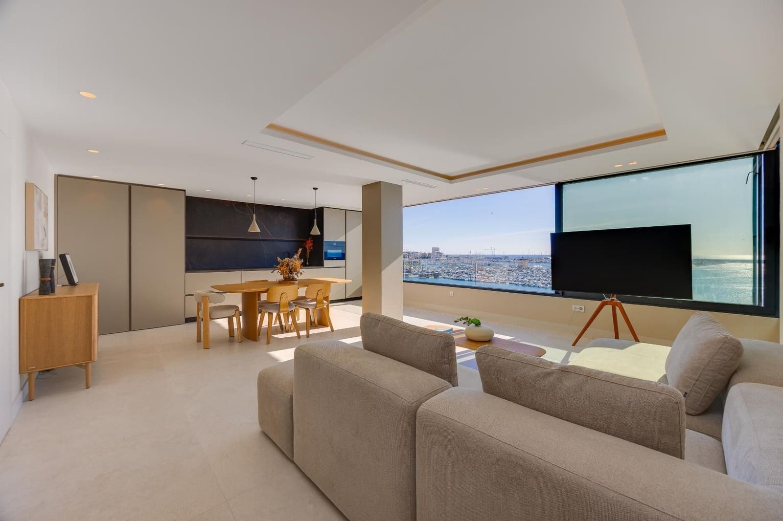 2 soveværelse Lejlighed til salg i Torrevieja med swimmingpool - € 550.000 (Ref: 10180619)