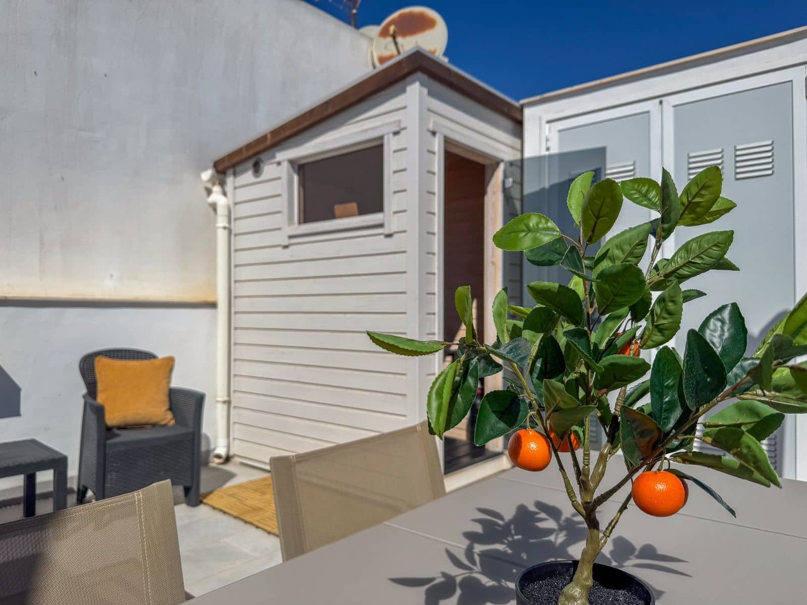 3 bedroom Penthouse for sale in Torrevieja with pool garage - € 379,000 (Ref: 10184916)
