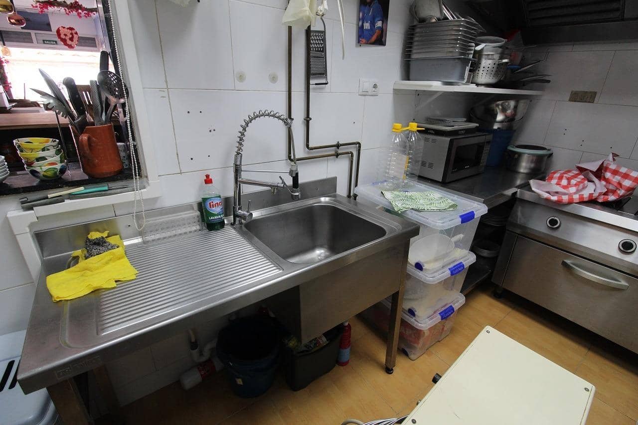 Komercyjne na sprzedaż w Orihuela Costa - 40 000 € (Ref: 6776647)