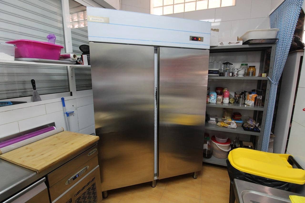 Komercyjne na sprzedaż w Orihuela Costa - 40 000 € (Ref: 6776647)