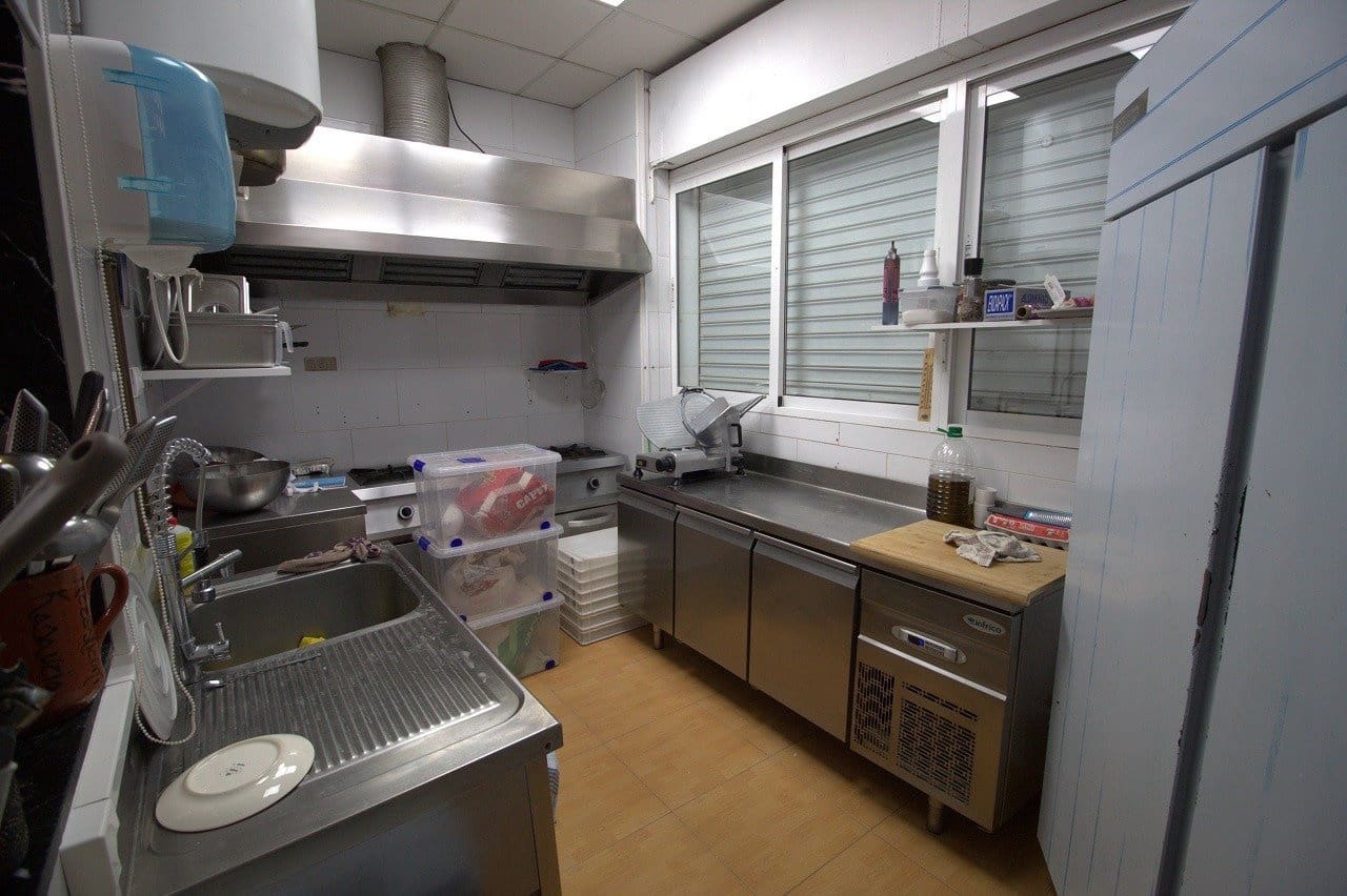 Komercyjne na sprzedaż w Orihuela Costa - 40 000 € (Ref: 6776647)