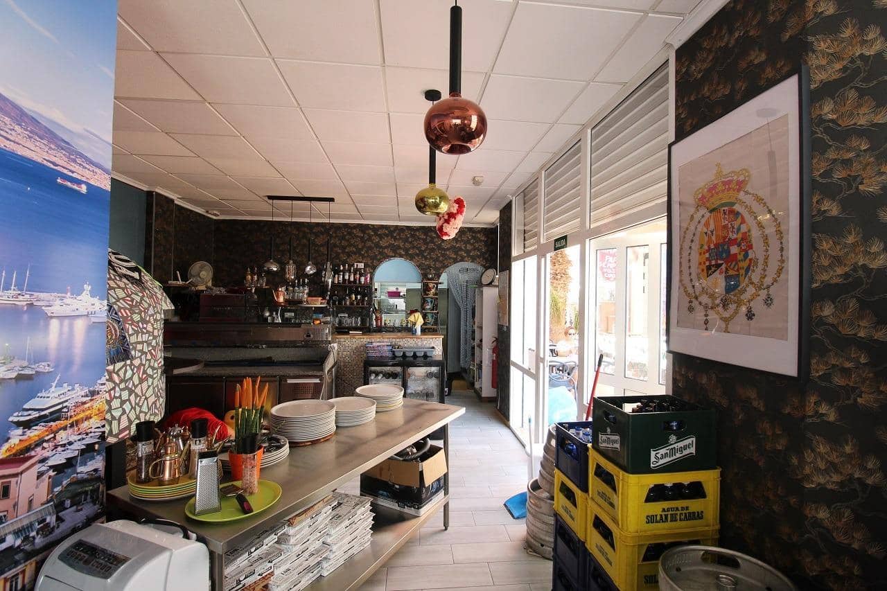 Komercyjne na sprzedaż w Orihuela Costa - 40 000 € (Ref: 6776647)