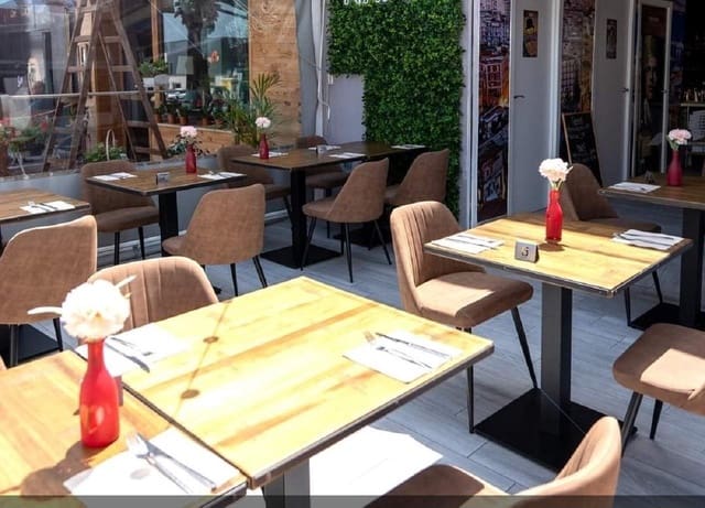 Komercyjne na sprzedaż w Lomas de Cabo Roig - Los Dolses, Orihuela - 40 000 € (Ref: 6776647)