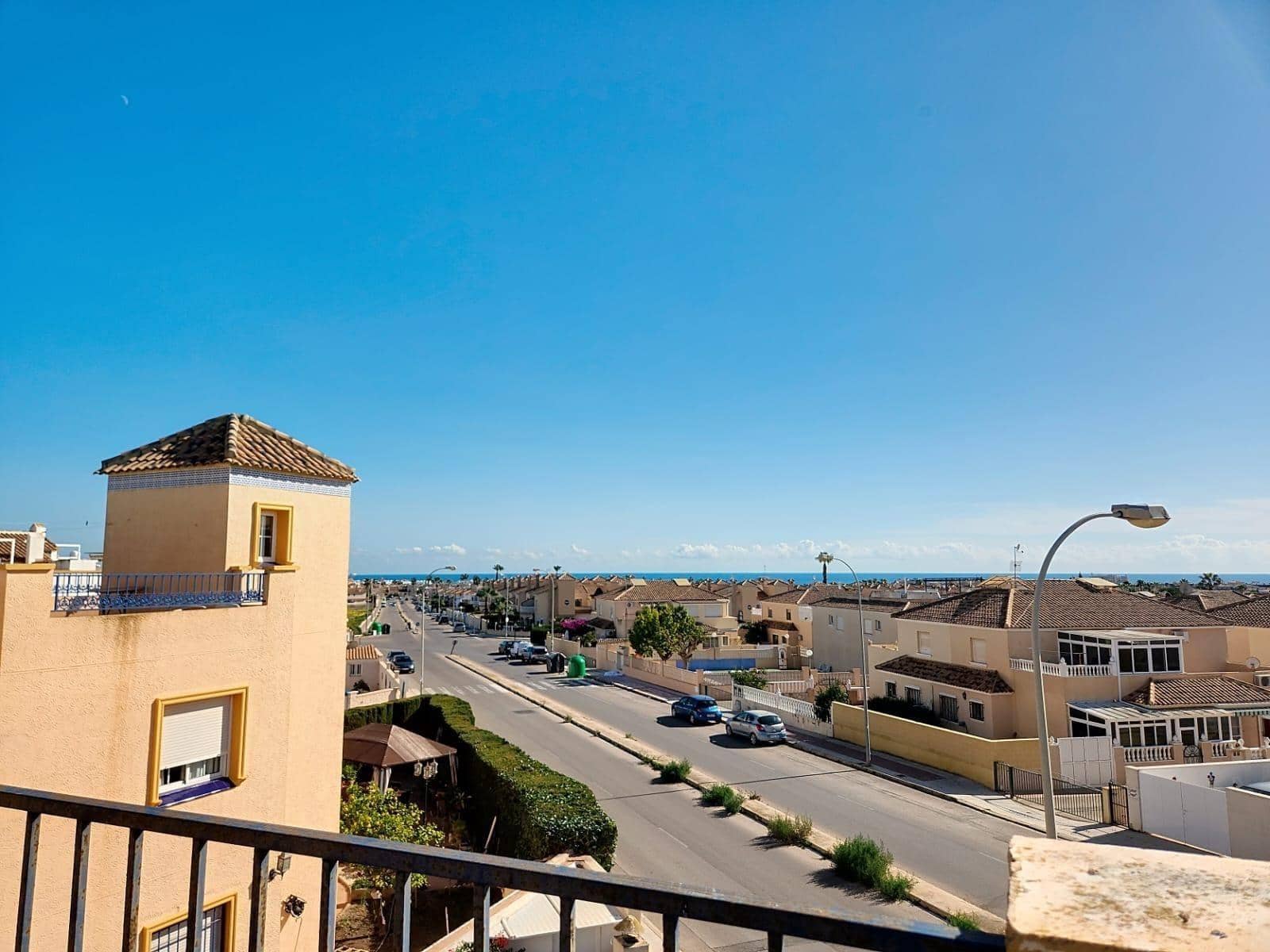 3 chambre Villa/Maison à vendre à Playa Flamenca avec piscine - 285 000 € (Ref: 8843379)