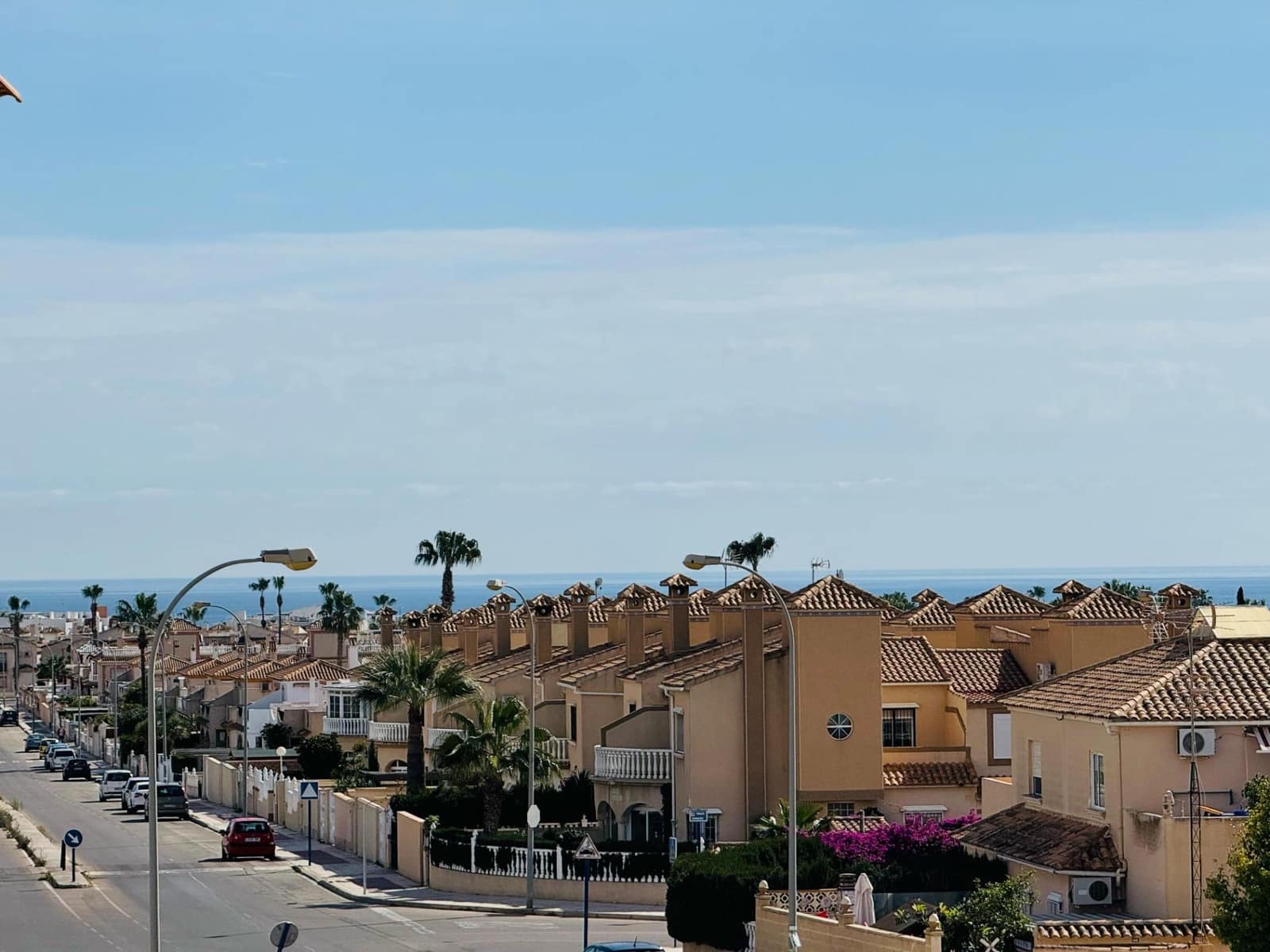 3 chambre Villa/Maison à vendre à Playa Flamenca avec piscine - 285 000 € (Ref: 8843379)