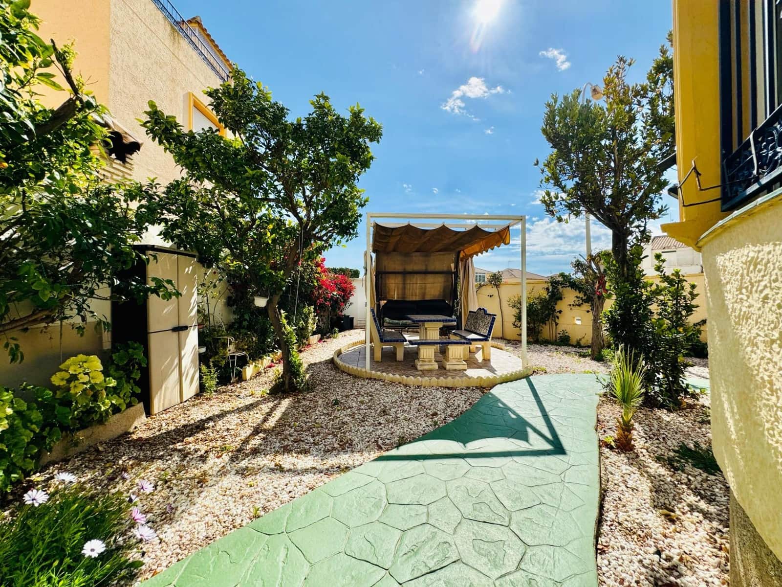 3 chambre Villa/Maison à vendre à Playa Flamenca avec piscine - 285 000 € (Ref: 8843379)