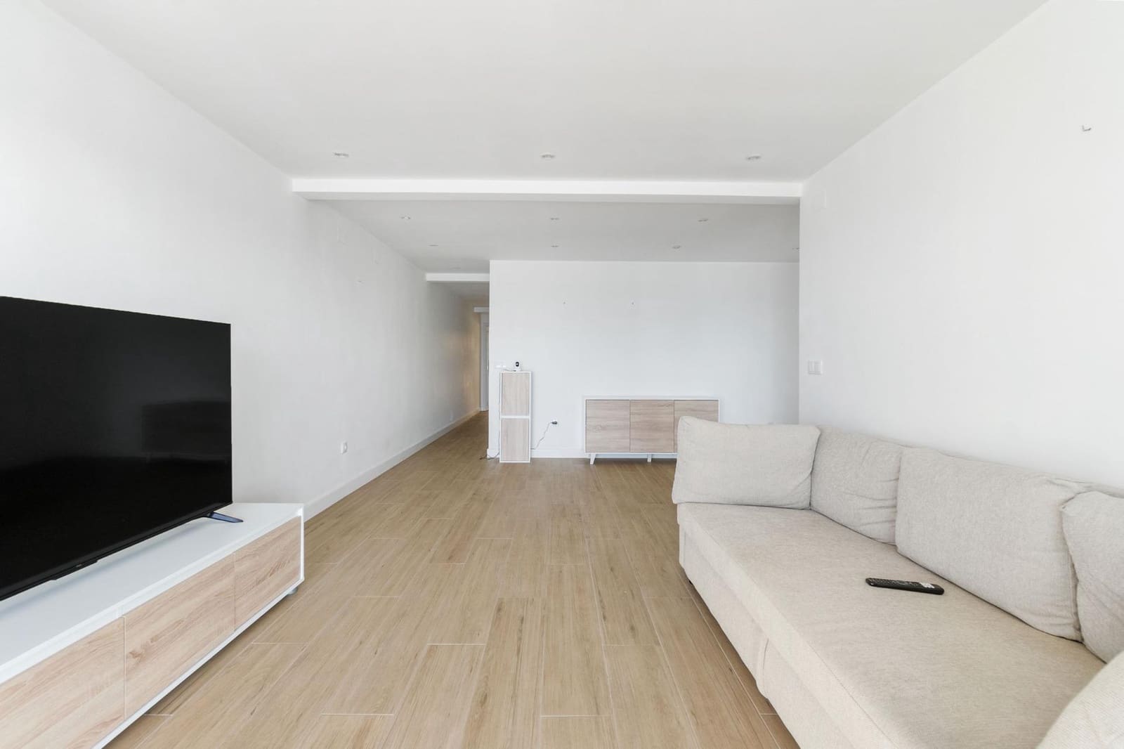 4 bedroom Apartment for sale in Torrevieja - € 379,000 (Ref: 8884331)