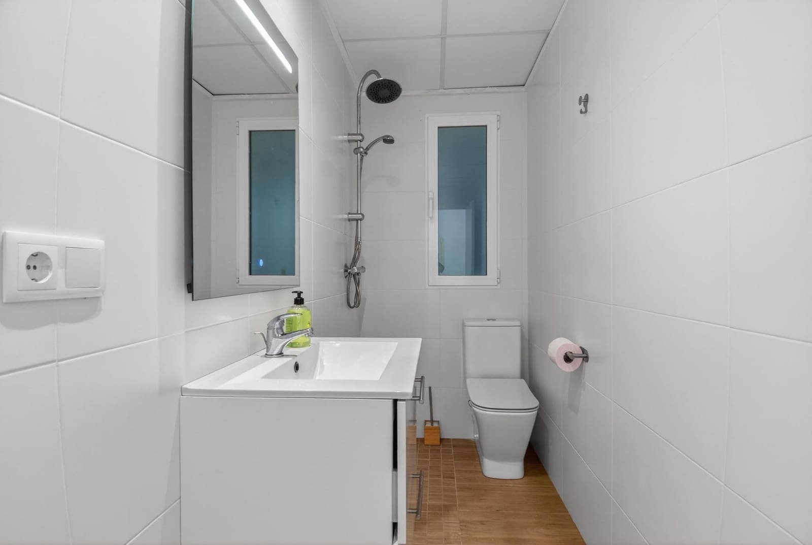 4 makuuhuone Huoneisto myytävänä paikassa Torrevieja - 379 000 € (Ref: 8884331)