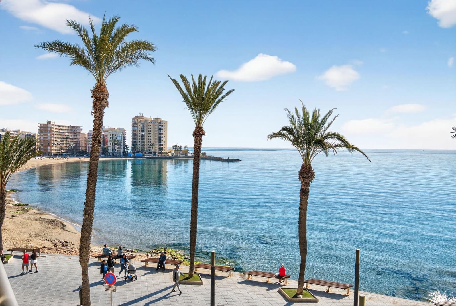 4 makuuhuone Huoneisto myytävänä paikassa Torrevieja - 379 000 € (Ref: 8884331)