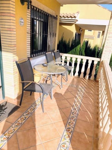 3 soverom Villa til salgs i Villamartín - Las Filipinas, Orihuela med svømmebasseng garasje - € 355 000 (Ref: 8962331)