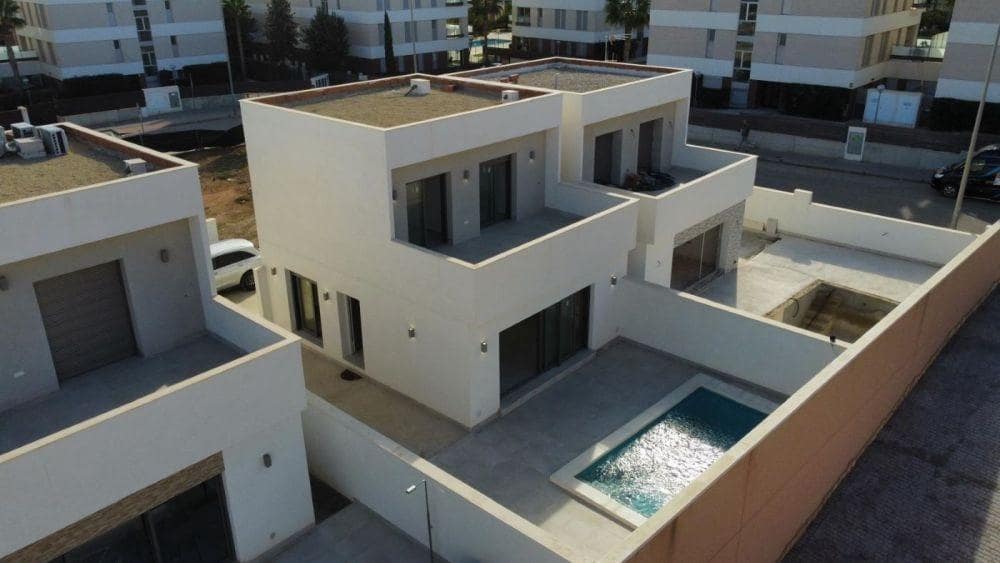 3 bedroom Villa for sale in Los Dolses with pool - € 439,900 (Ref: 8982624)