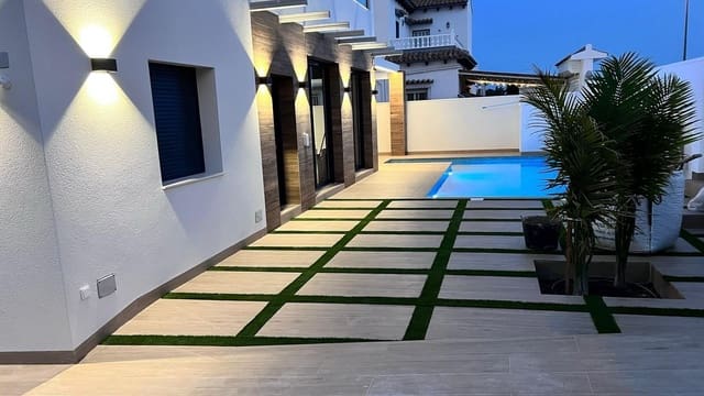 3 quarto Moradia para venda em Villamartín - Las Filipinas, Orihuela com piscina - 619 900 € (Ref: 9065121)