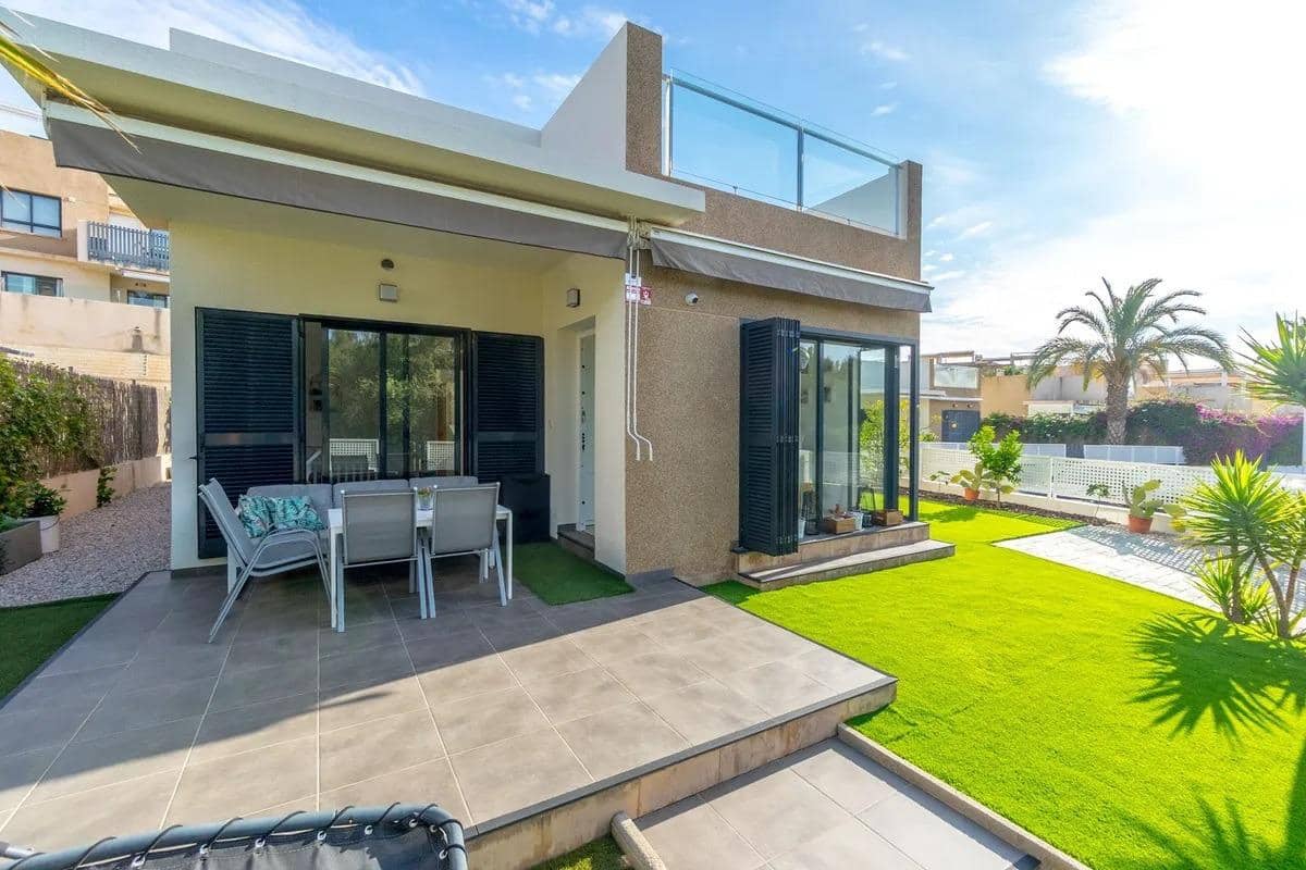 3 sypialnia Willa na sprzedaż w La Zenia z basenem - 499 000 € (Ref: 9145409)