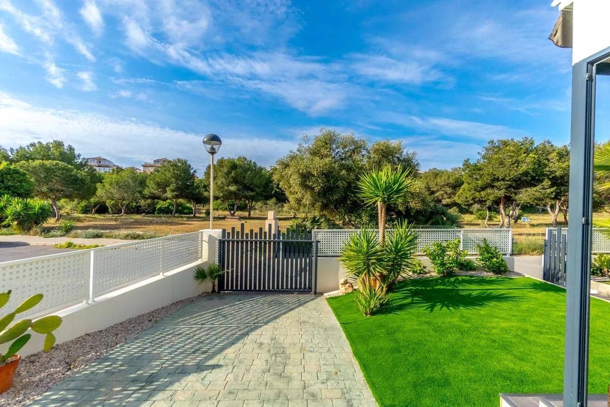 3 sypialnia Willa na sprzedaż w La Zenia z basenem - 499 000 € (Ref: 9145409)