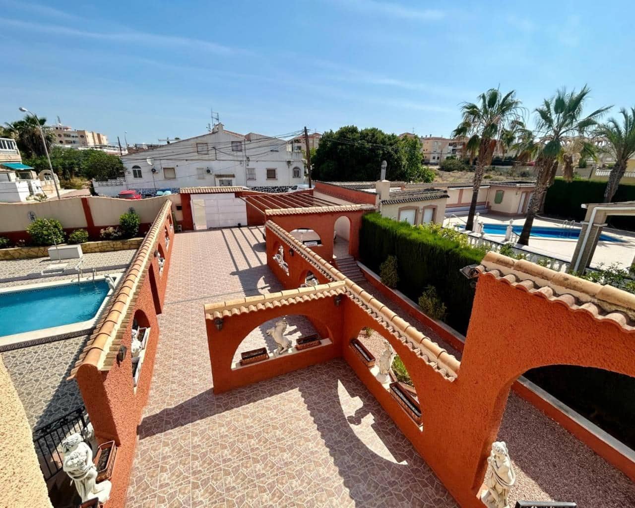 3 soveværelse Villa til salg i La Siesta med swimmingpool - € 359.000 (Ref: 9162194)