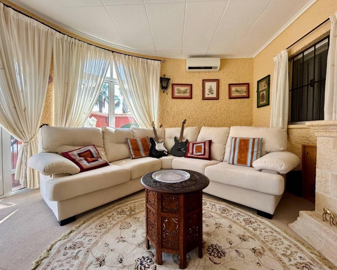 3 soveværelse Villa til salg i La Siesta med swimmingpool - € 359.000 (Ref: 9162194)