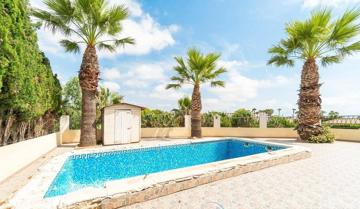 3 chambre Villa/Maison à vendre à Villamartin avec piscine - 379 000 € (Ref: 9198448)