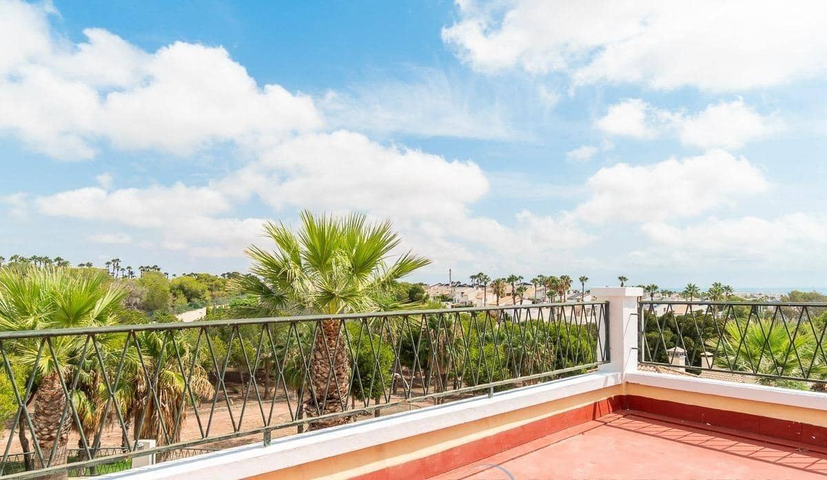 3 chambre Villa/Maison à vendre à Villamartin avec piscine - 379 000 € (Ref: 9198448)