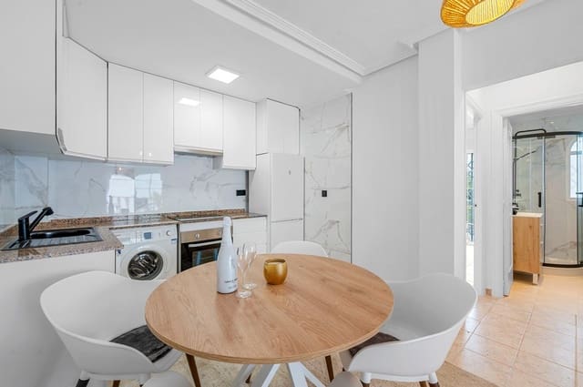 2 makuuhuone Huoneisto myytävänä paikassa La Zenia, Orihuela - 164 950 € (Ref: 9226972)